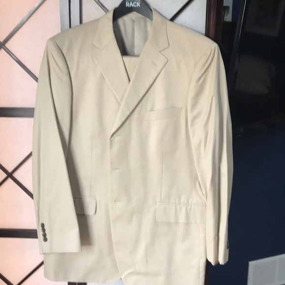 Suit